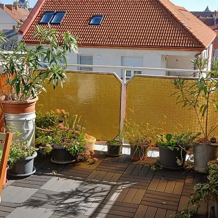Appartement 8x8 Tetoter